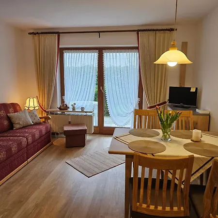 Gartenappartement Launspach Zentrale Lage Mit Bergblick Mittenwald