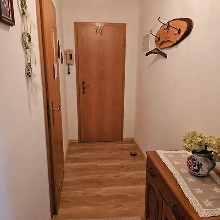 Lejlighed Gartenappartement Launspach Zentrale Lage Mit Bergblick